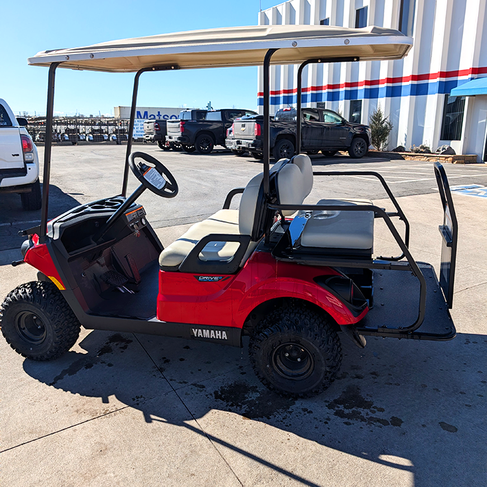2024 Coral Red Yamaha 2+2/ Electric