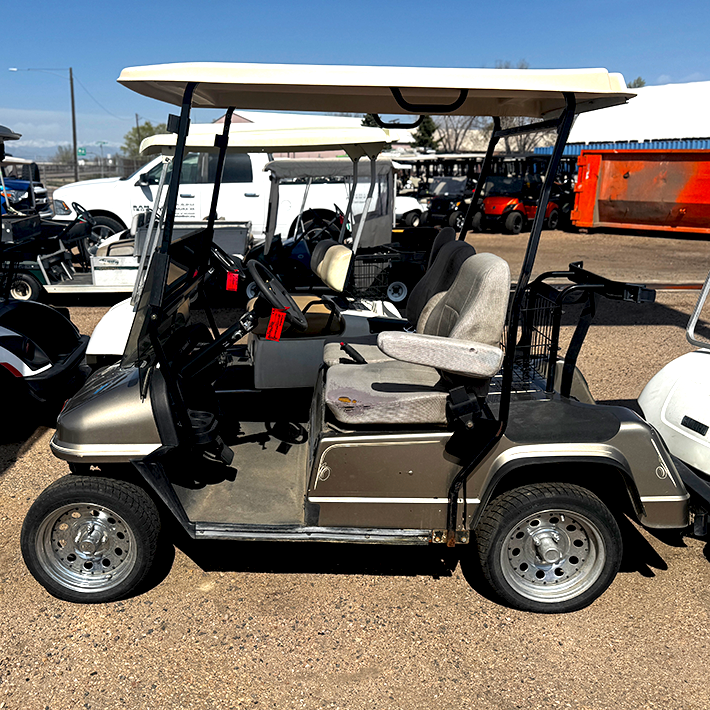 2006 Columbia 4 Seater/ Electric
