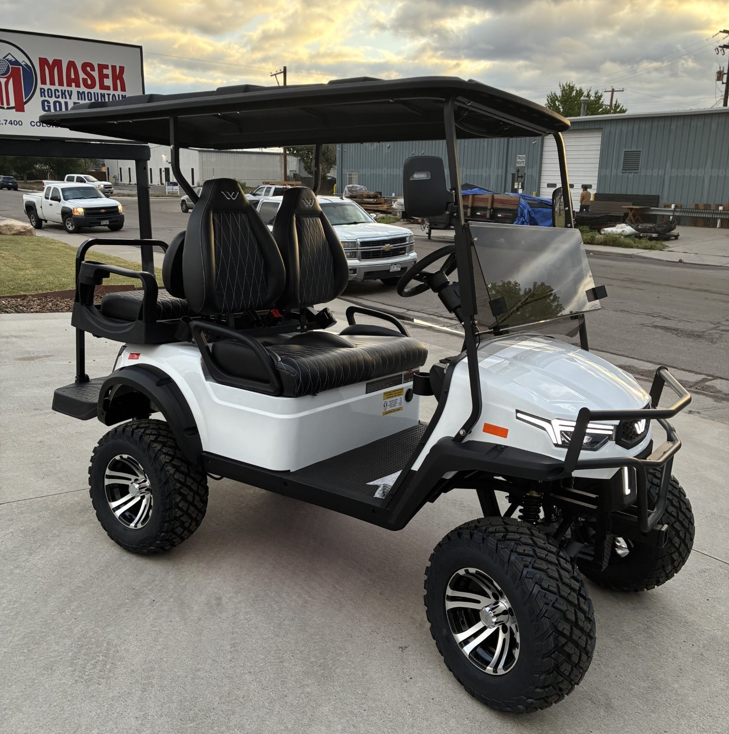 2026 Whisper W5 Pearl White